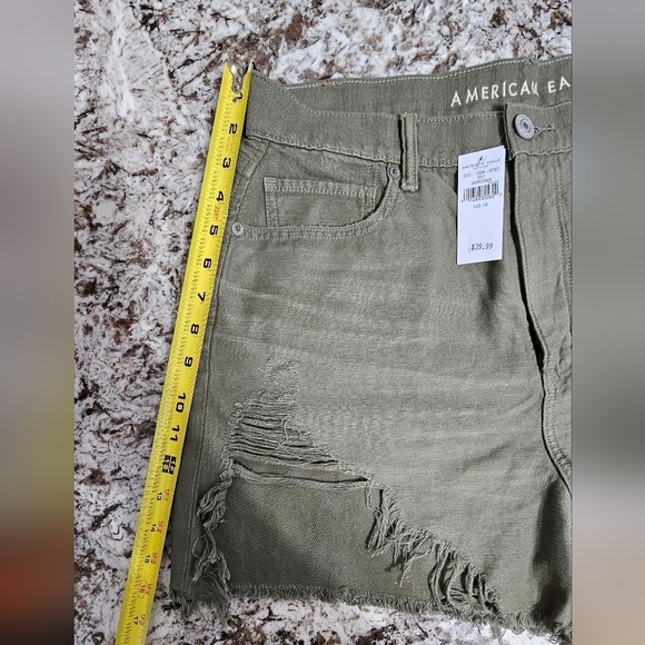 American Eagle Highest Rise Mom Shorts Green Size 14 - Picture 6 of 6